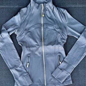 Women's Gray Jacket
